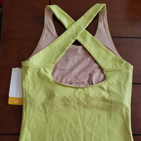 Exercise shirt - Picture 2 of 4
